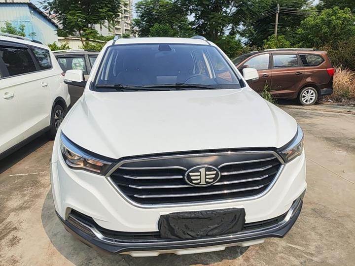 Bestune X40 2019 1.6L MT Luxury China VI photo 2