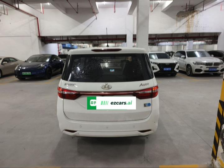 EV 2022 Standard 6-Seater photo 6