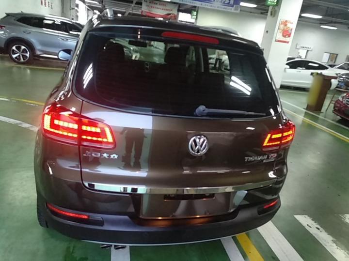 Tiguan 2015 2.0TSI AT AWD Luxury photo 5