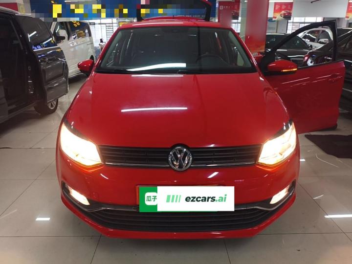 Polo 2014 1.6L AT Comfort photo 2