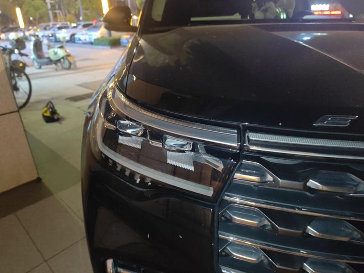 Explorer 2023 EcoBoost 285 AWD plus 7-Seater photo 7