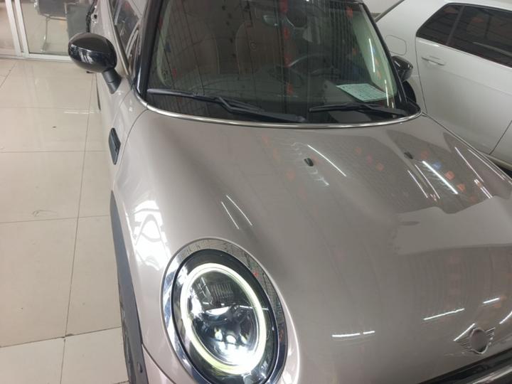 2022 1.5T COOPER 5-Door photo 2