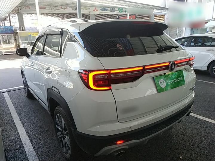 CS35PLUS 2019 1.4T DCT photo 4