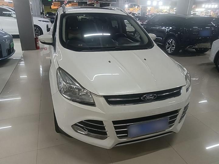 Kuga 2015 1.5L GTDi RWD photo 2