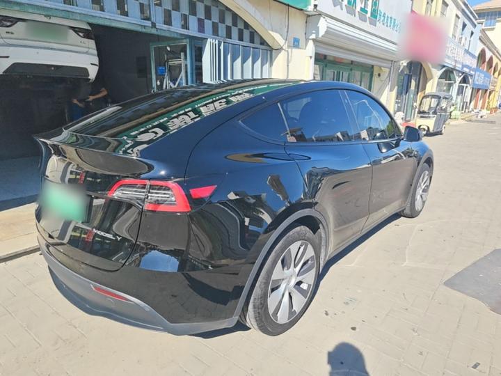 Model Y 2022 Facelift RWD photo 4