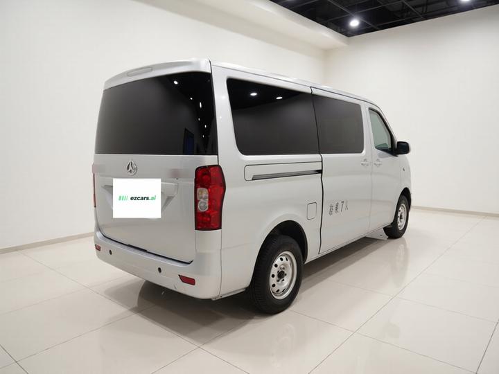 Changan M60 2023 1.5L GDI Comfort Bus 6/7-Seater photo 6