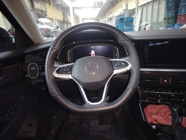 Passat 2025 330TSI Elite photo 3