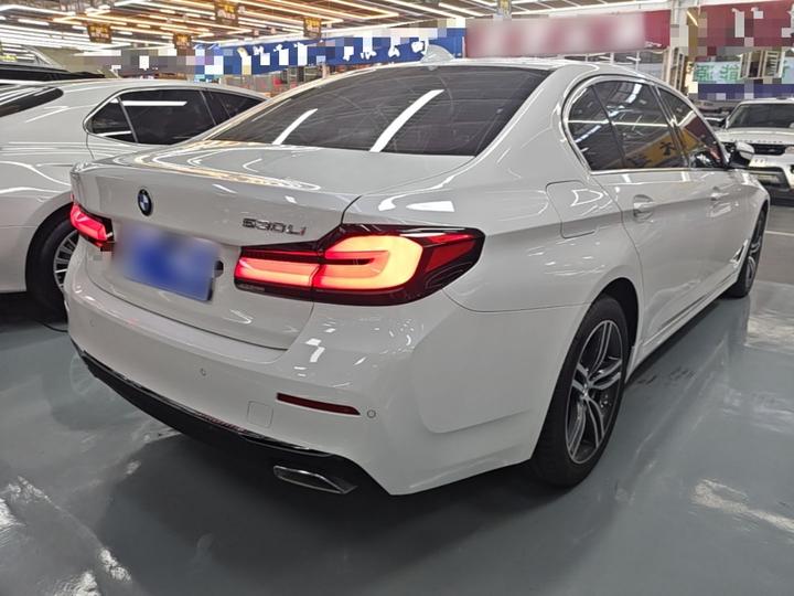 5 Series 2023 530Li Leading Luxury photo 4