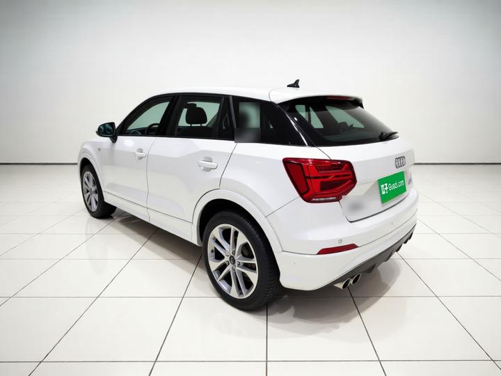 Q2L 2018 35 TFSI Luxury China V photo 4