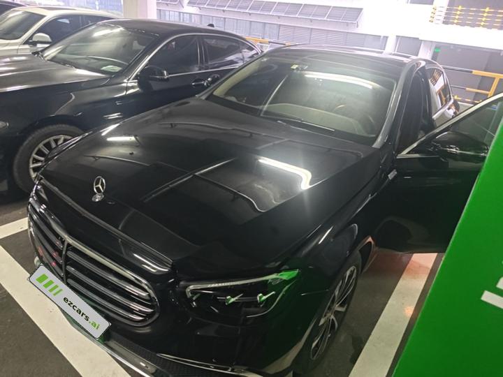 E-Class EV 2023 E 350 e L PHEV