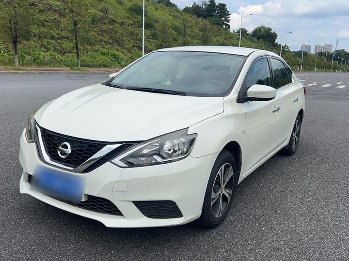 Sylphy 2019 Classic 1.6XE CVT Comfort photo 2