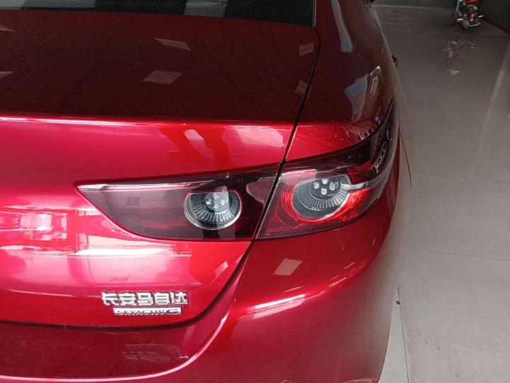 3 Axela 2021 2.0L AT photo 7