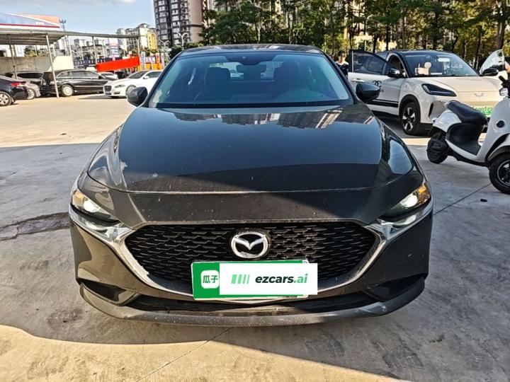 3 Axela 2020 2.0L AT photo 2