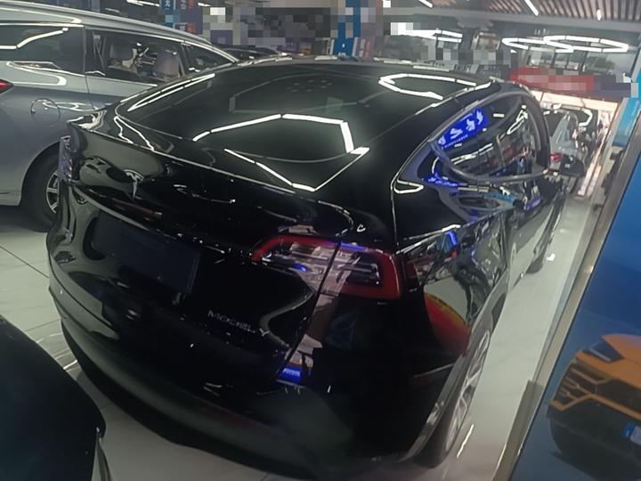 Model Y 2022 RWD photo 4
