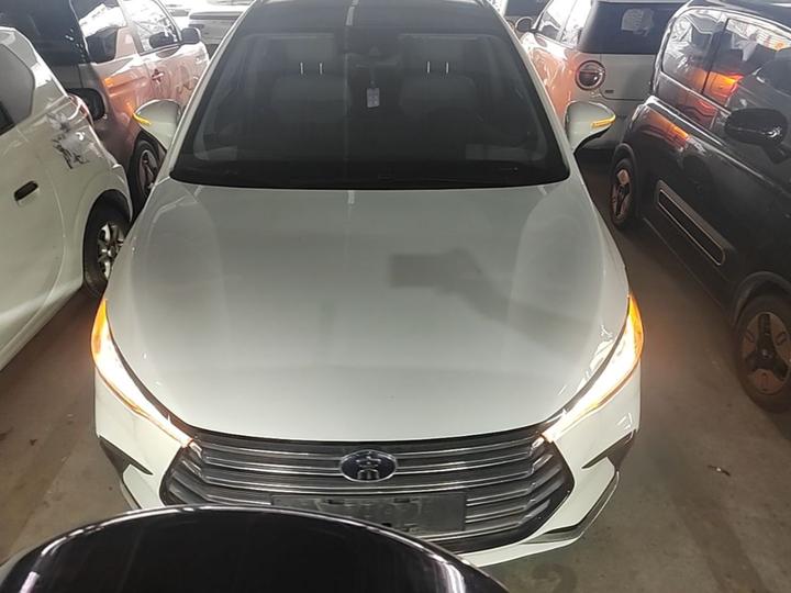 Song MAX EV 2022 DM-i 105KM Flagship photo 2