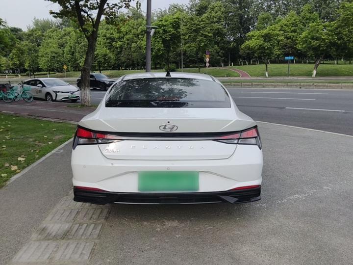 Elantra 2022 1.5L CVT GLX Elite photo 3