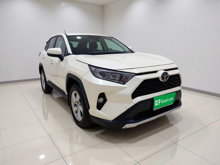RAV4 2020 2.0L CVT AWD photo 3