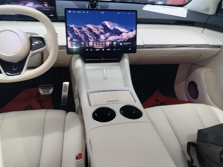 HIMA Luxeed R7 2024 EV 802km Max photo 6