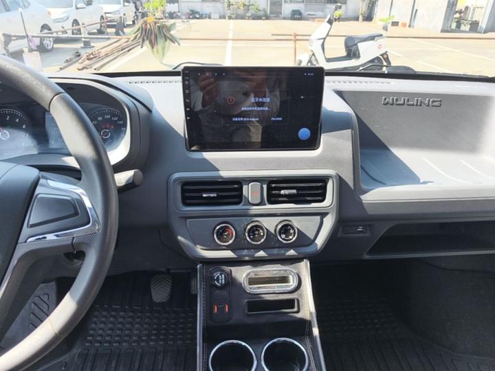 Wuling 2024 300km Comfort Bus 75kW photo 8