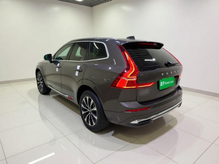 XC60 2023 B5 AWD Luxury photo 4