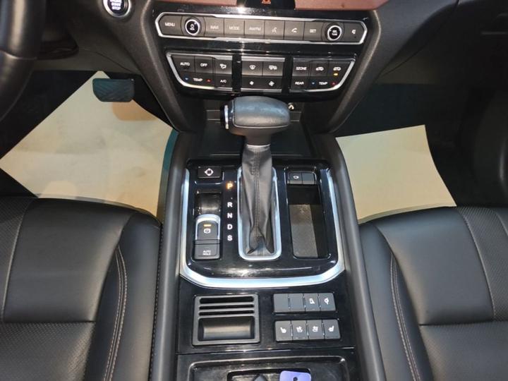 GAC Trumpchi GS8 2019 390T RWD Luxury Connected 7-Seater photo 6