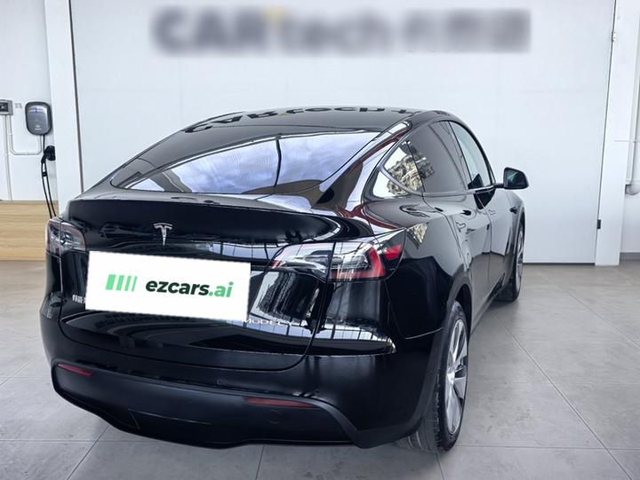 Model Y 2022 Facelift RWD photo 2