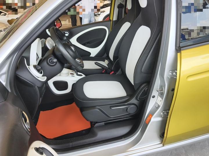forfour 2016 1.0L 52 photo 6