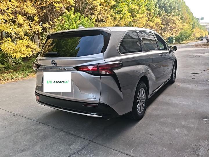 Sienna 2021 2.5L Hybrid Luxury photo 6