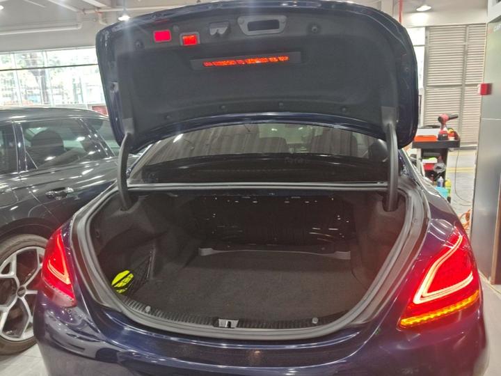 C-Class 2020 Facelift C 260 L Sport photo 8