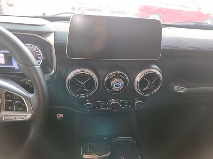 BJ40 2023 2.0T AT AWD photo 8