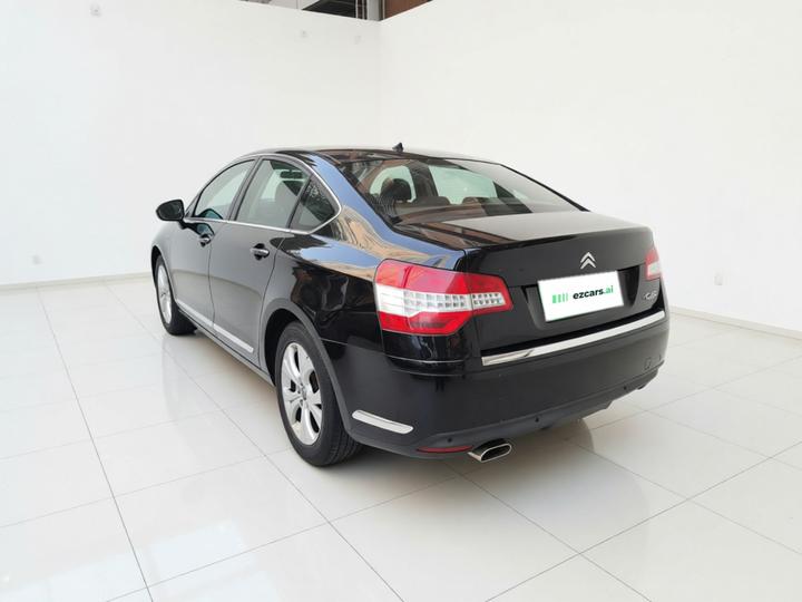C5 2010 2.3L AT Premium photo 4