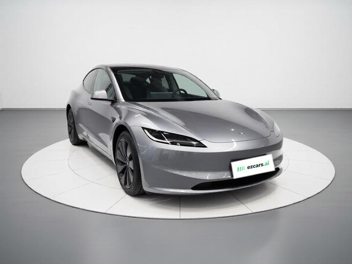 Model 3 2025 RWD photo 3