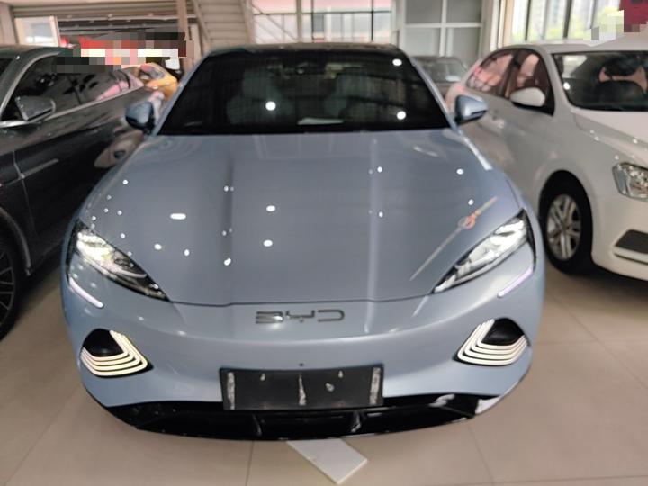 Seal 2022 700km Long Range RWD photo 2