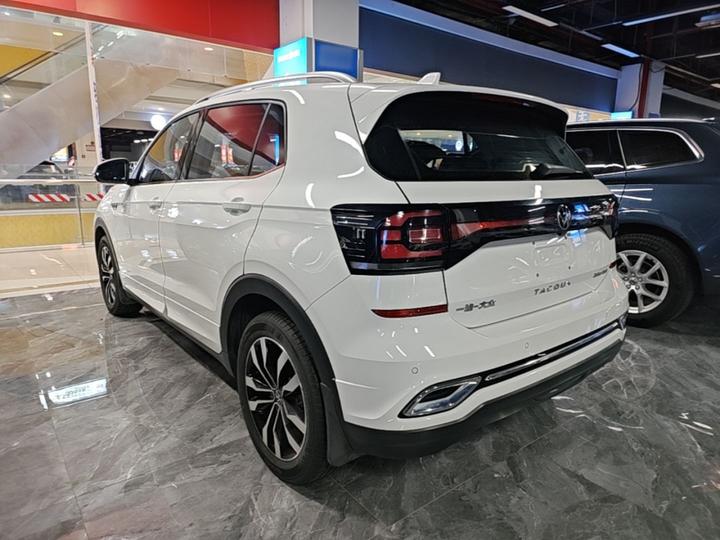 2021 280TSI DSG R-Line Connected photo 4