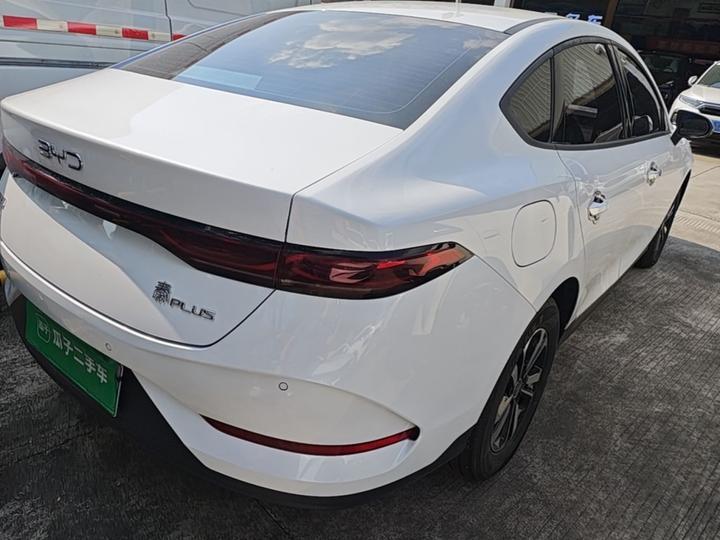 Qin PLUS 2026 DM-i 210KM Progressive photo 6