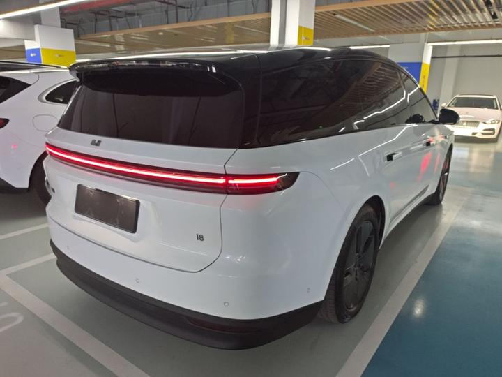 Li Auto i8 2025 Standard photo 6