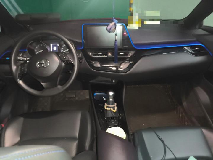 C-HR 2020 2.0L Leading photo 5