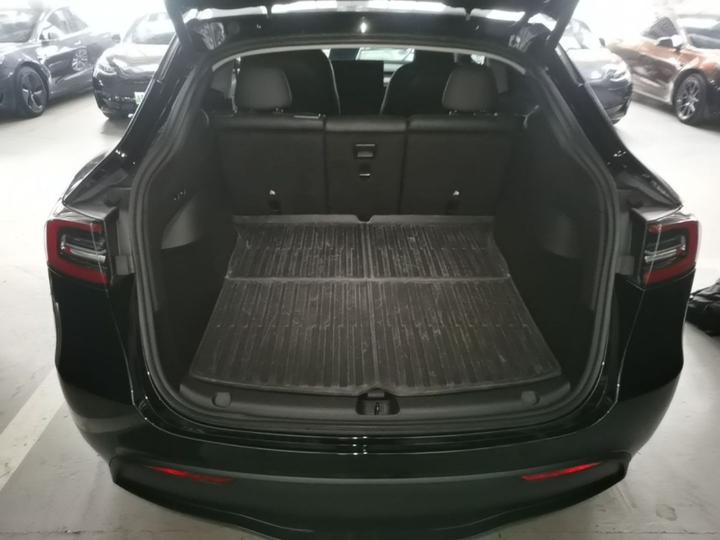 Model Y 2023 RWD photo 8