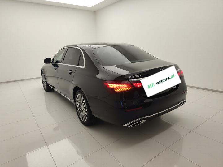 E-Class 2023 E 300 L Fashion photo 4