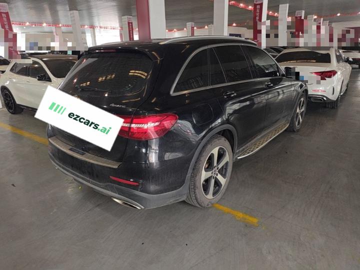 GLC 2018 Facelift GLC 260 4MATIC Luxury photo 4