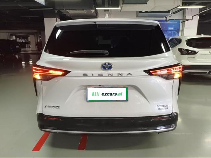 Sienna 2021 2.5L Hybrid Premium photo 3