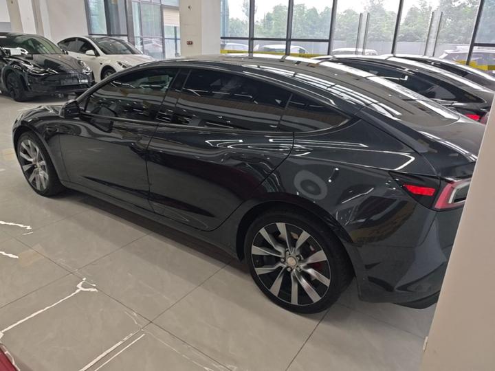 Model 3 2025 Long Range RWD photo 4