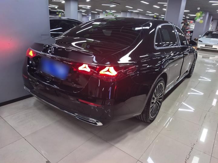E-Class 2024 E 260 L photo 6