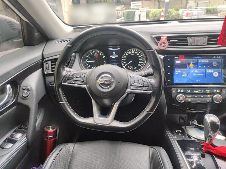 X-Trail 2020 2.0L XL ITS CVT 2WD Connected Comfort photo 3