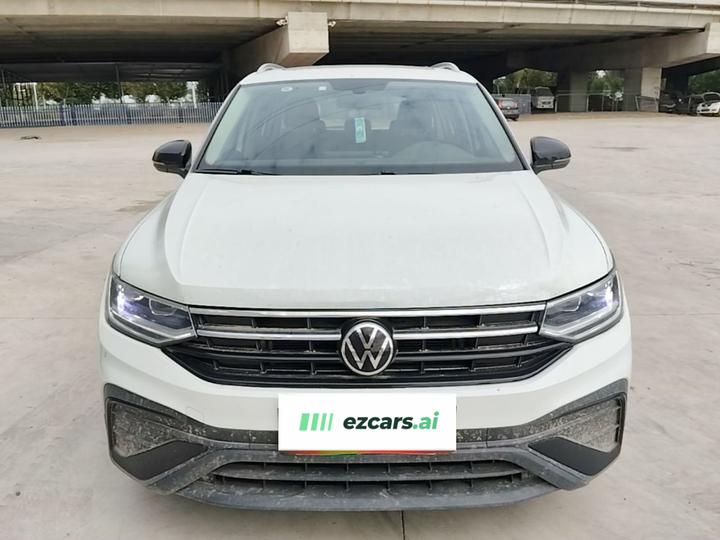 Tiguan L 2024 300TSI AT RWD photo 2