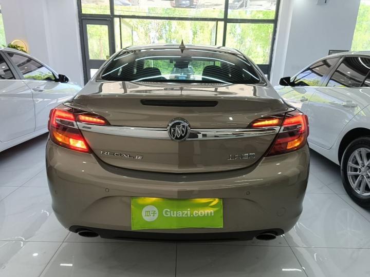 Regal 2015 1.6T Elite Tech photo 3
