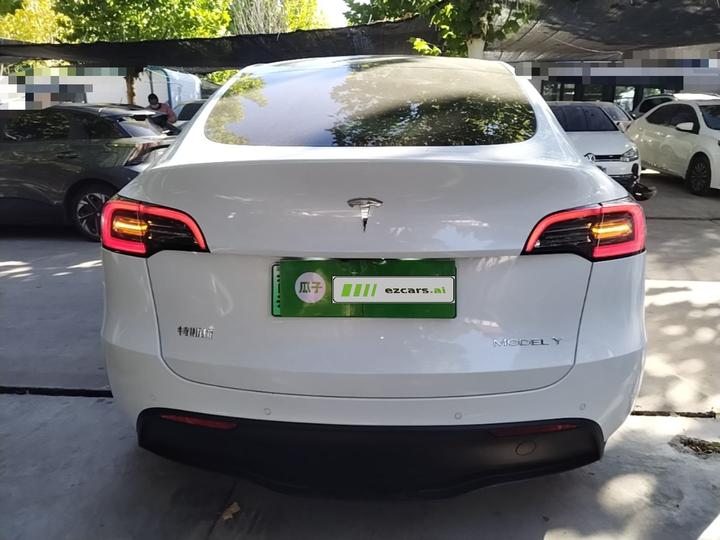 Model Y 2022 Facelift RWD photo 5