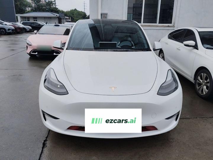 Model Y 2022 Long Range AWD photo 2