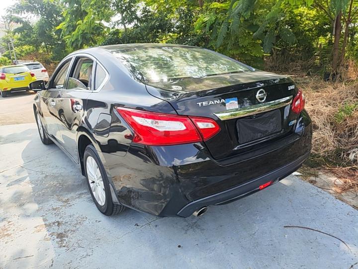 Teana 2016 2.0L XL Comfort photo 4