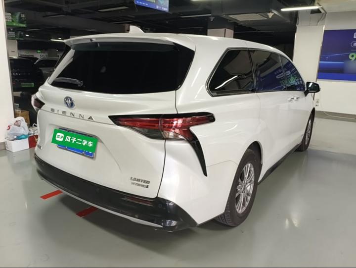 Sienna 2021 2.5L Hybrid Premium photo 4